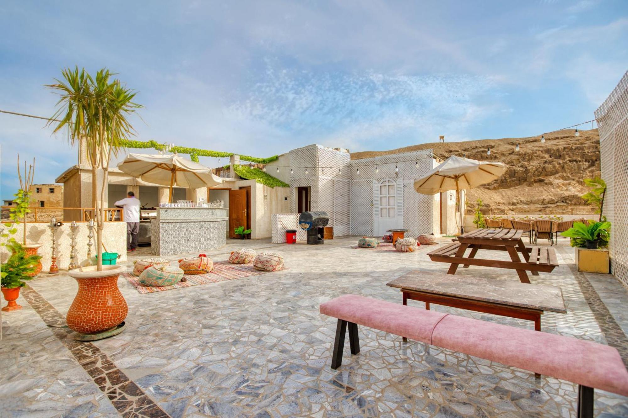 Villa Khufu Pyramids Hotel Kafret el-Gabal Exterior photo
